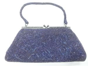 アンティーク　ビーズ花唐草模様バッグ